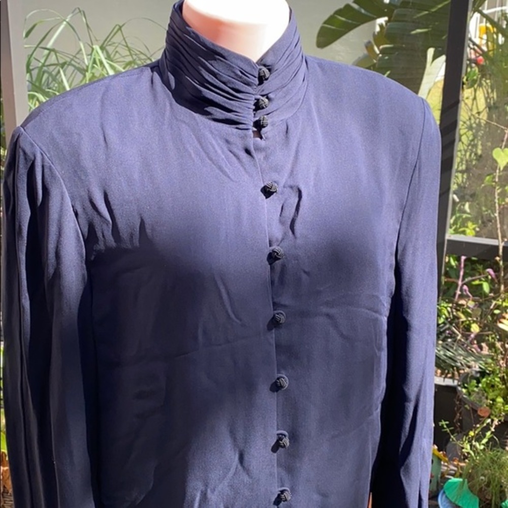 Vintage Gillian 100% Silk Mandarin Collar Chinese Knot Blouse